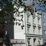 Zur Faehrbruecke 酒店