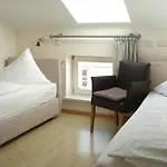 Zur Faehrbruecke 3*