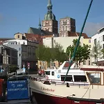Zur Faehrbruecke 酒店