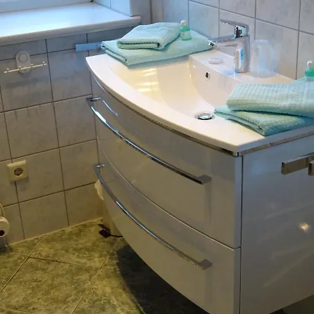 Hotel Zur Faehrbruecke 3*