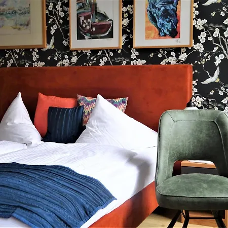 Hotel Zur Faehrbruecke 3*