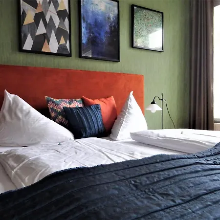 Hotel Zur Faehrbruecke Stralsund