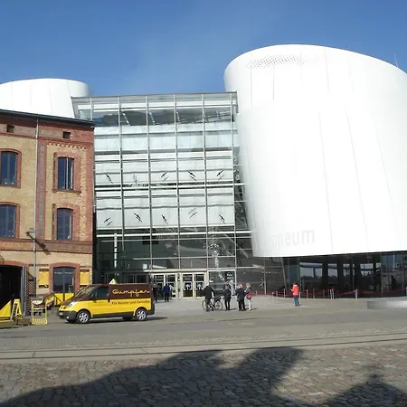 Zur Faehrbruecke Hotel