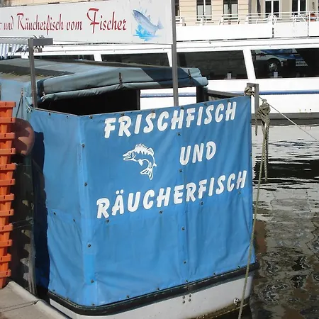 Zur Faehrbruecke Hotel Stralsund