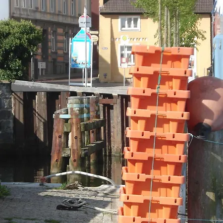 Zur Faehrbruecke Hotell
