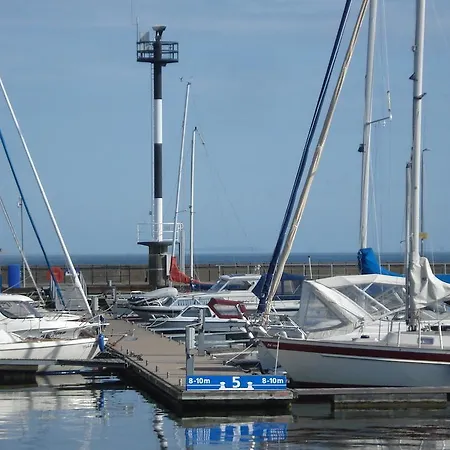 Zur Fährbrücke Hotel Stralsund
