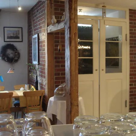 Zur Faehrbruecke 3* Stralsund